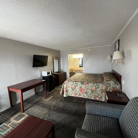 Hotel 81 El Reno 외부 사진