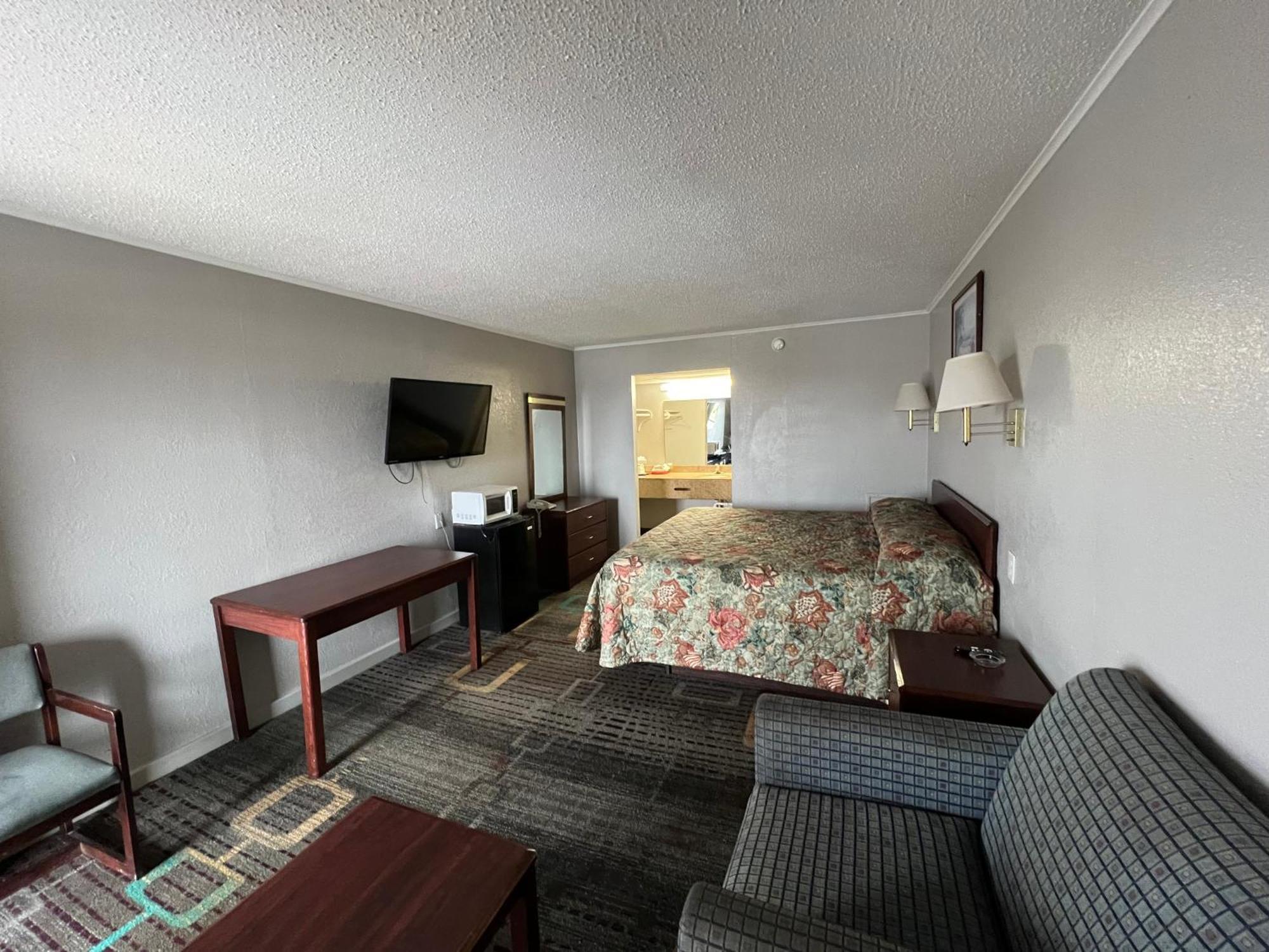 Hotel 81 El Reno 외부 사진